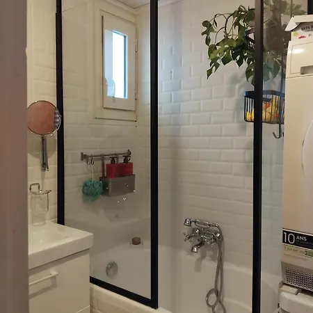 Little House In With Pool * Bordeaux